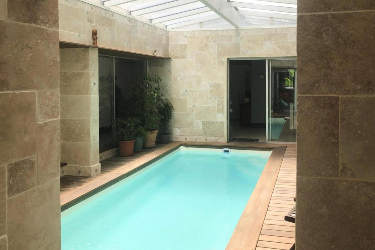 Holiday Home With Indoor Pool, Le Porge Buitenkant foto