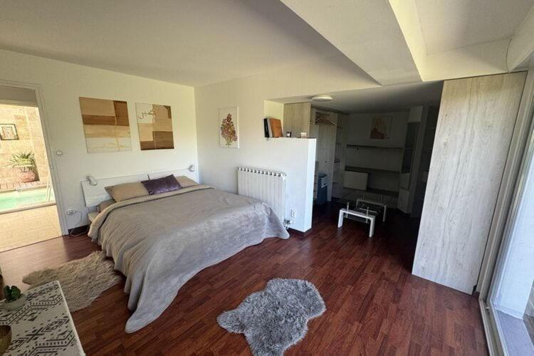 Holiday Home With Indoor Pool, Le Porge Buitenkant foto